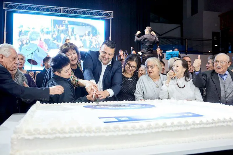 2025100511232586bda834e28285f68e5b300ba8b7cc24