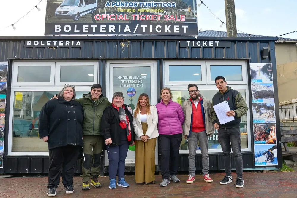 7eb58dec-9ae2-42b5-a286-b9d0c2230b11