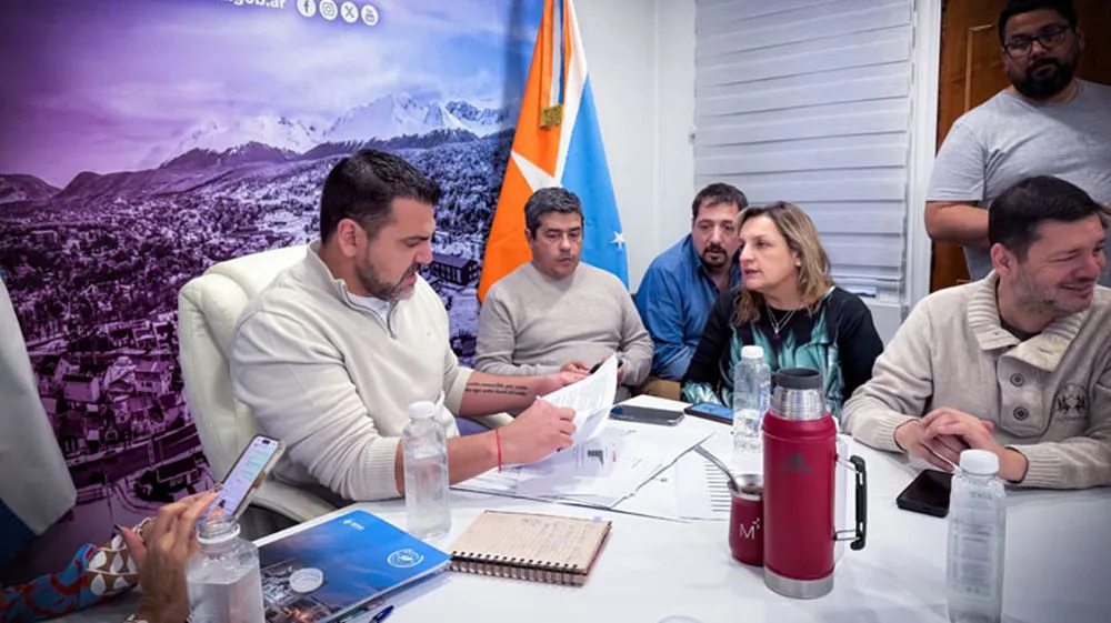 20250514111757f6ab13f6c073304f1da68c26800a75c2