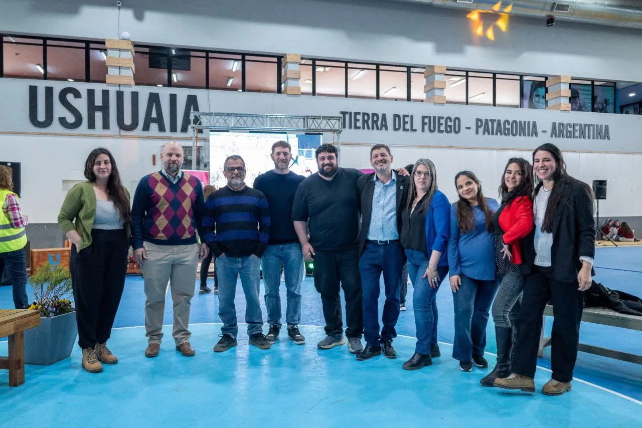 2569bb81-a353-4184-8a2e-4daa18d067f7