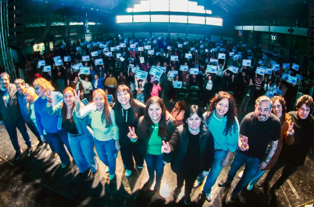 a8b23d16-1703-43ac-934f-245d61873700