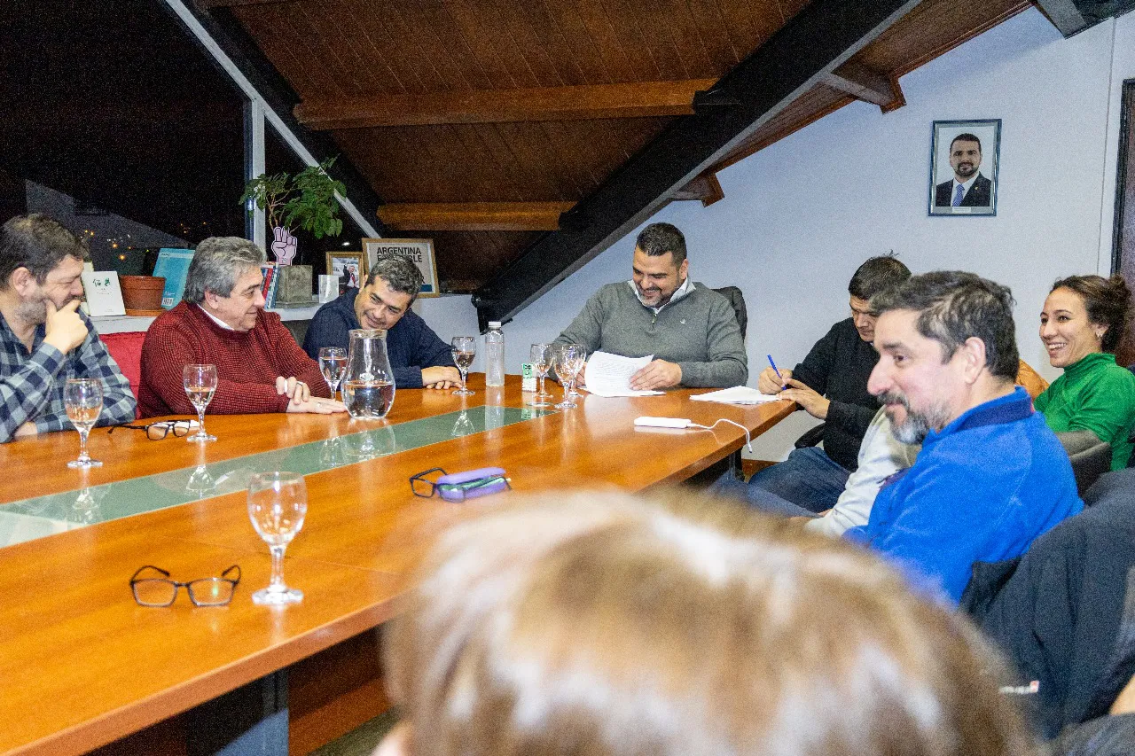 865600db-e032-4ec7-b9d4-c87efda10ce8