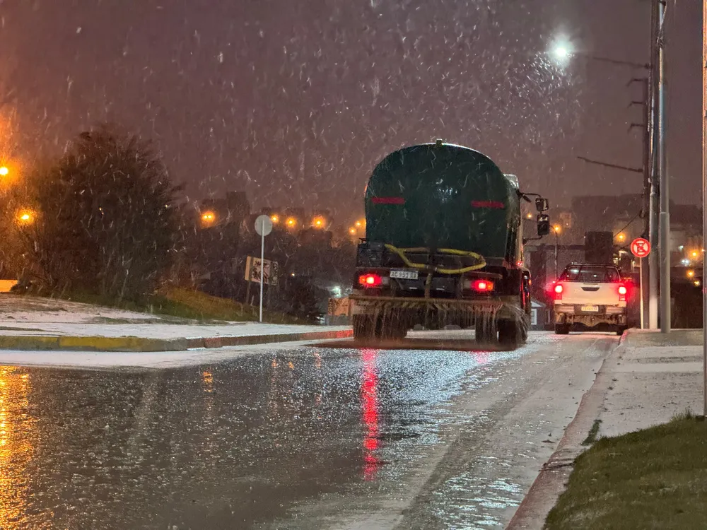 cbf219e3-a7fc-4cea-beda-0ce6633fb616