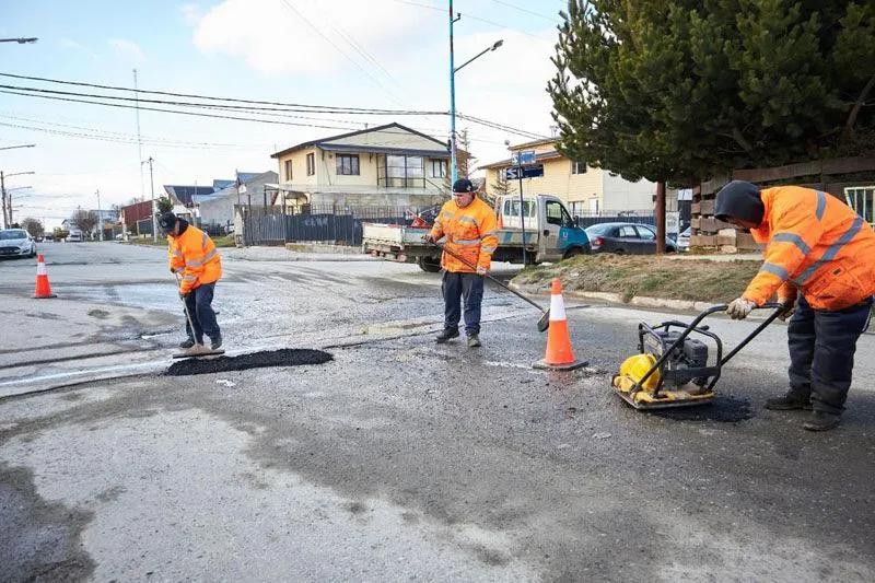 20250907113547ee16b7266a00d1a2551b53d31386bb22