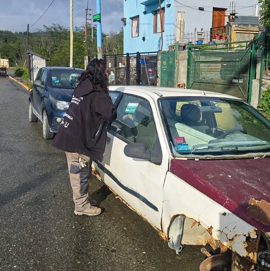 587e4f1f-175b-40bb-b466-0addef2b497c