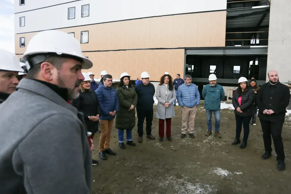 2c413861-e30b-46bb-b1b6-d1def275fd03