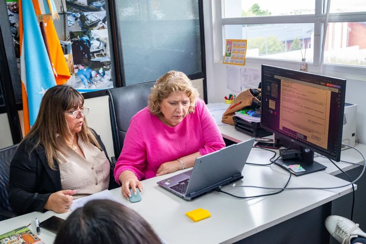 eceb4021-01b6-470d-a243-15638178ca45