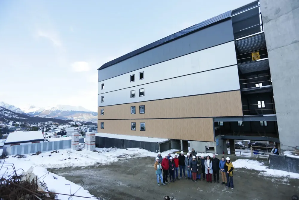 b47819b4-c35d-4dcc-baa8-4c51b48a8c4b