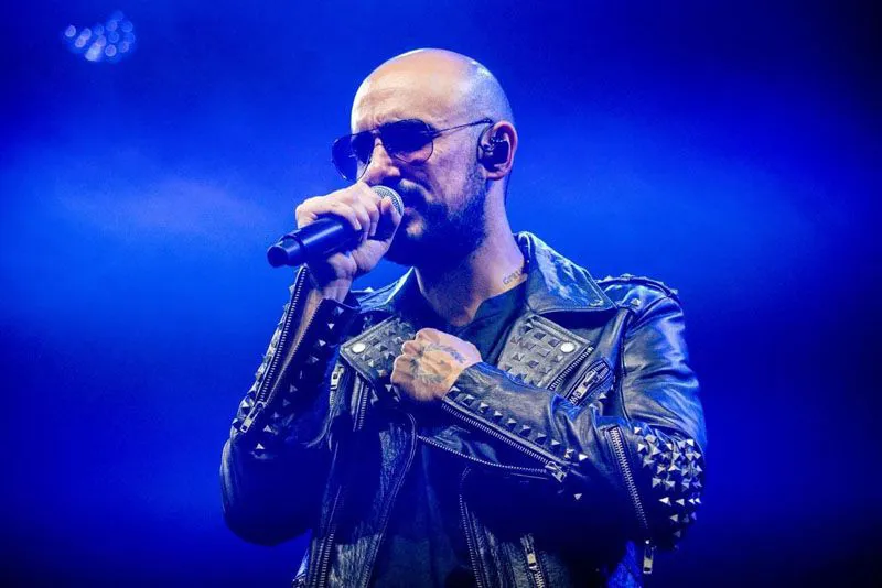 2025062209444132a1d067d7035cab01a58905230c4470_med