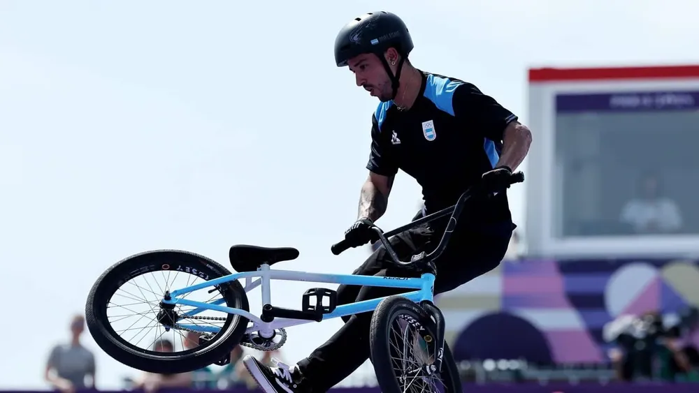 la-actuacion-del-maligno-torres-en-la-clasificacion-de-bmx-freestylf_1440x810