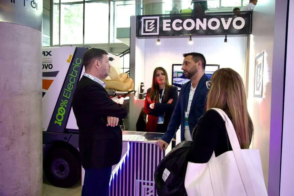 55b106cf-0a6f-47e6-87fd-12d681535531