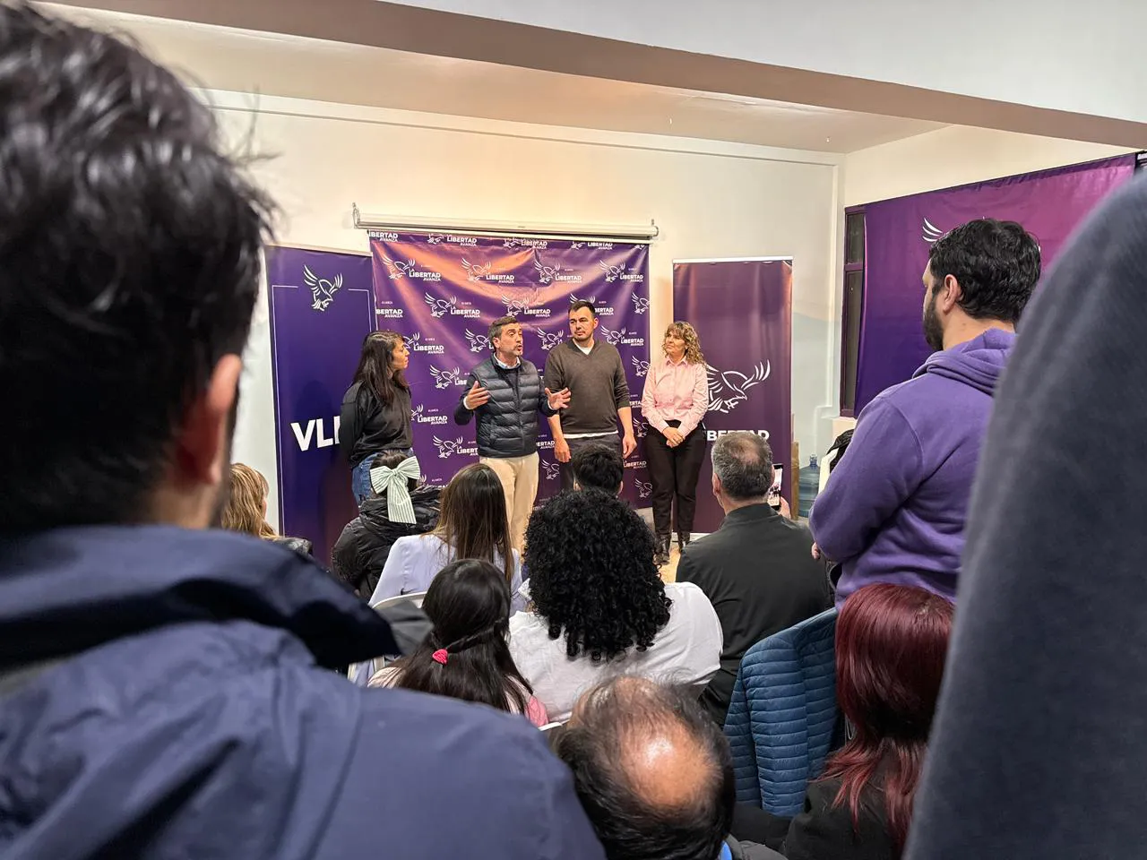 USHUAIA VECINOS 2