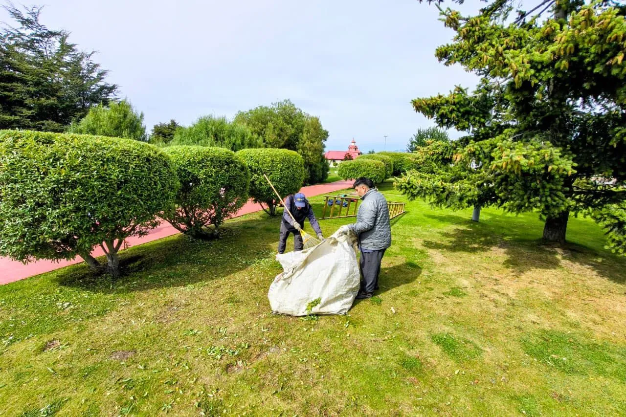 a51afd72-7612-4e4f-8953-44fe696c9cf0